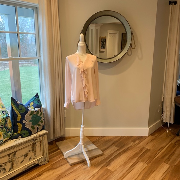 Banana Republic Ruffle Front Blouse - Picture 2 of 4